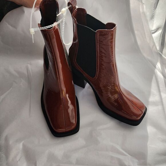 New Gianni Bini Banks Double Gore Square Toe Leather Chelsea Boot Cognac Brown 6 - Picture 5 of 10